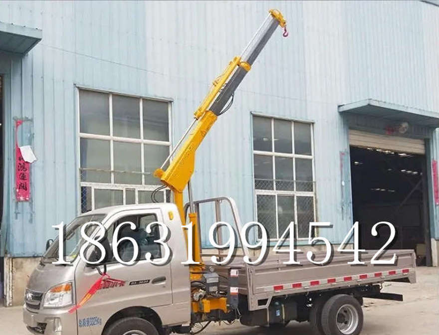 子长市车载吊机全地形履带吊加装随车吊改装加装随车吊搬运车载吊机悬臂吊机